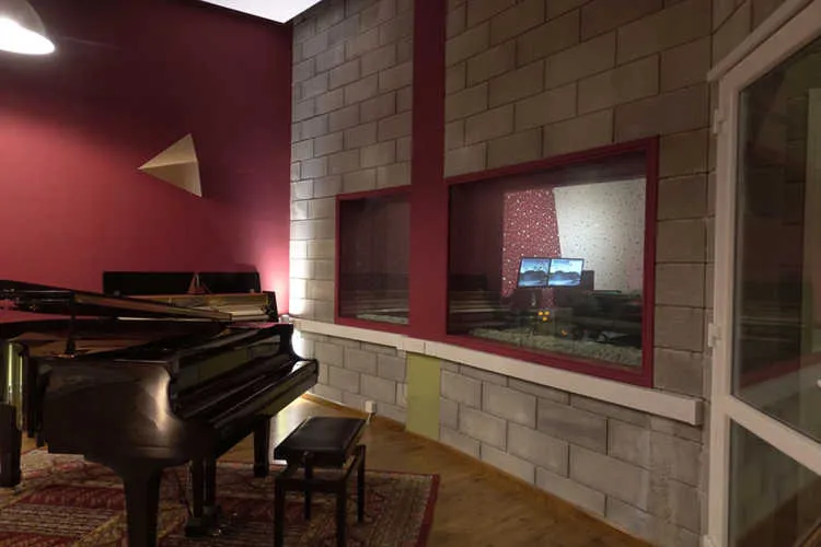 Soundscape Studios - Studio equipment Yamaha C3