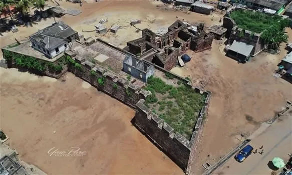 Place to See - The fort from above
