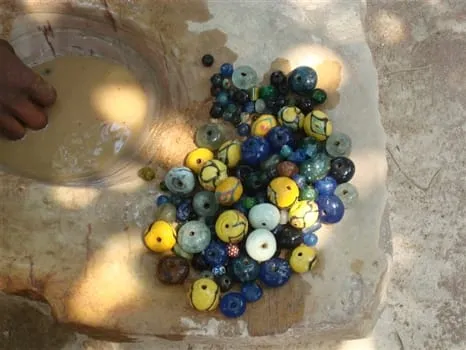 Culture & Heritage - Cedi Beads - Cleaning and polishing