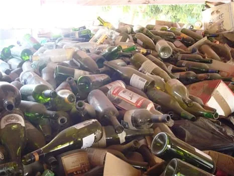 Culture & Heritage - Cedi Beads - Glass delivered