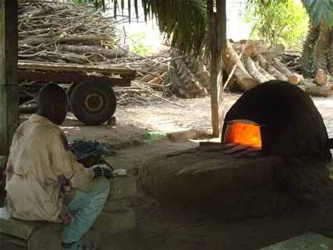 Culture & Heritage - Cedi Beads - Melting the glass