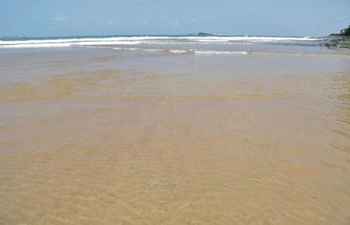 Place to See - Gentle waves