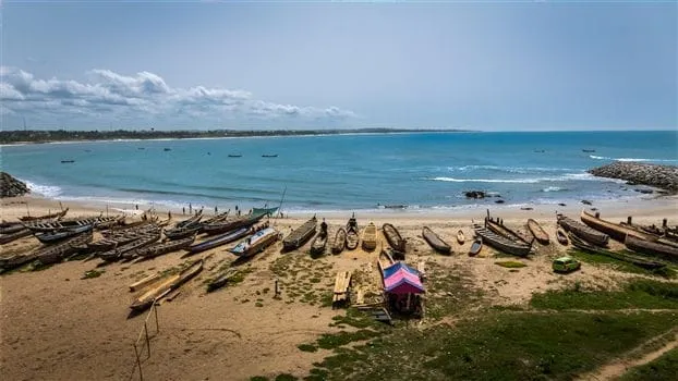 Destinations - Elmina Beach