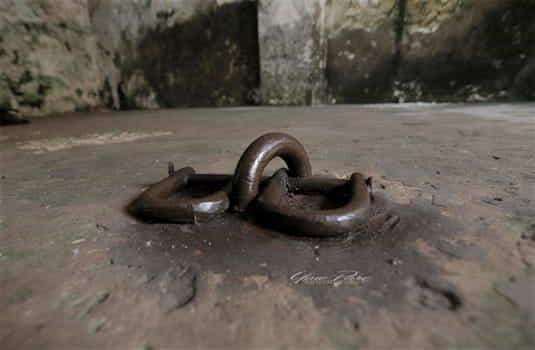 A slave chain