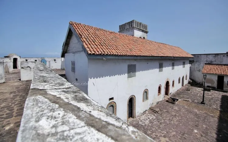 Place to See - St. Jago has a main building standing in the middle of the courtyard.