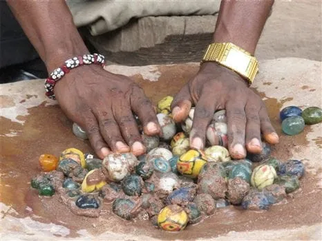 Place to See - Polishing of Ghanaian Glass Beads