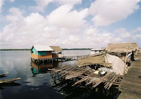 Place to See - Stilt houses