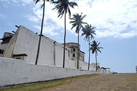 Travel Guides & Tips - Elmina Slave Castle