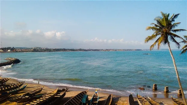 Travel Guides & Tips - Cape Coast Ghana Ocean Beach