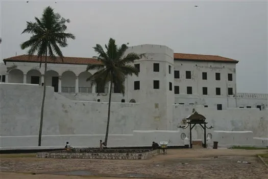 Travel Guides & Tips - Elmina Castle