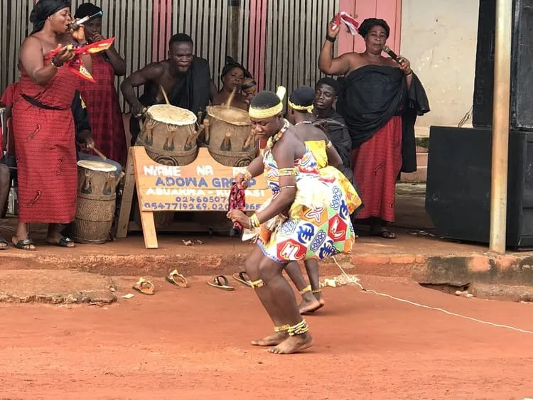 Helgard Africa - Cultural dance