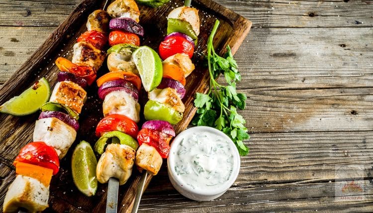 African BBQook Association - Tasty skewers from the grill